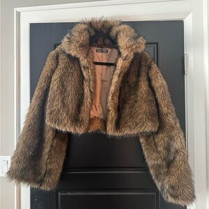 Cropped faux fur jacket